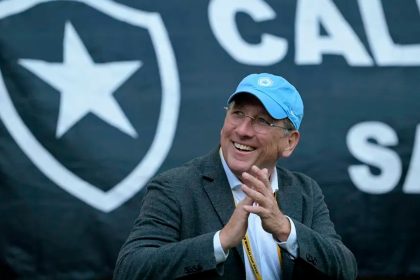 botafogo john textor detalhe