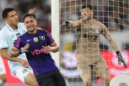 artur botafogo gremio gol