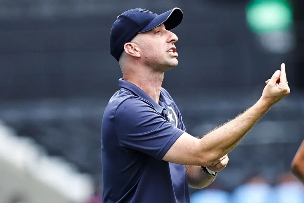 botafogo rodrigo bellao sub-20