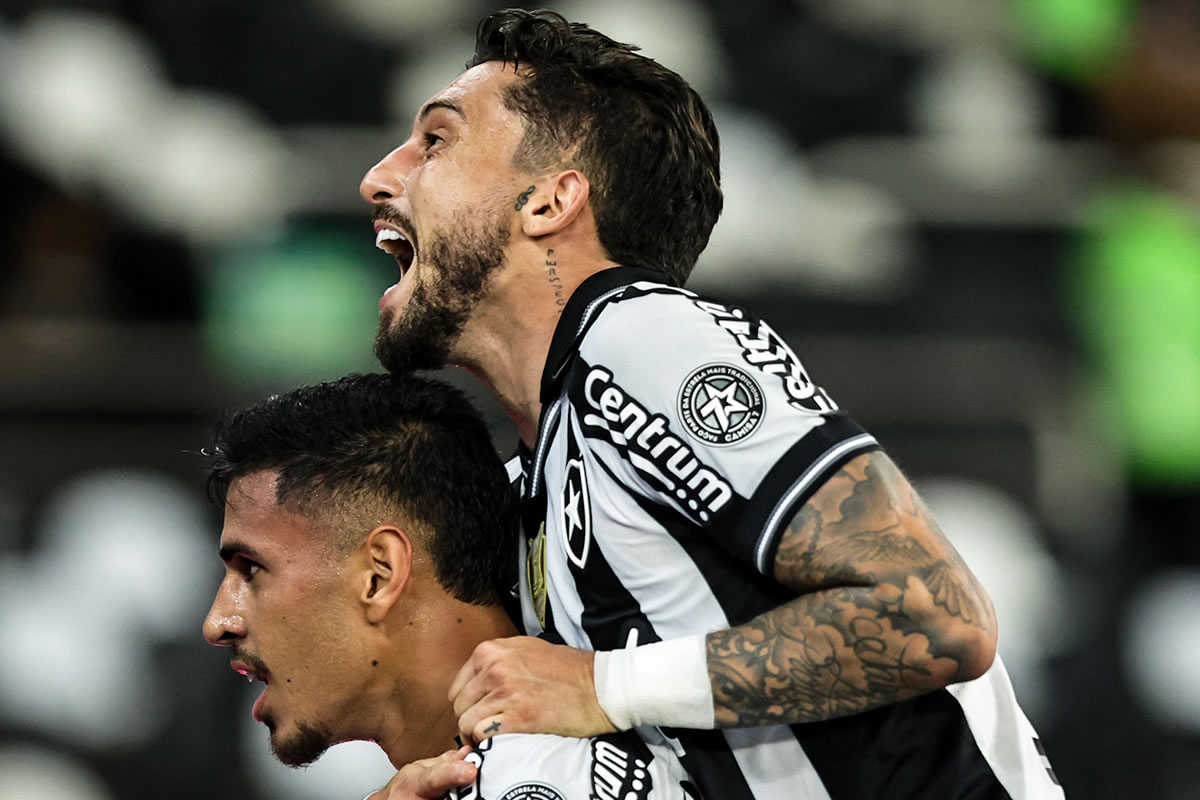 botafogo vasco alex telles david ricardo