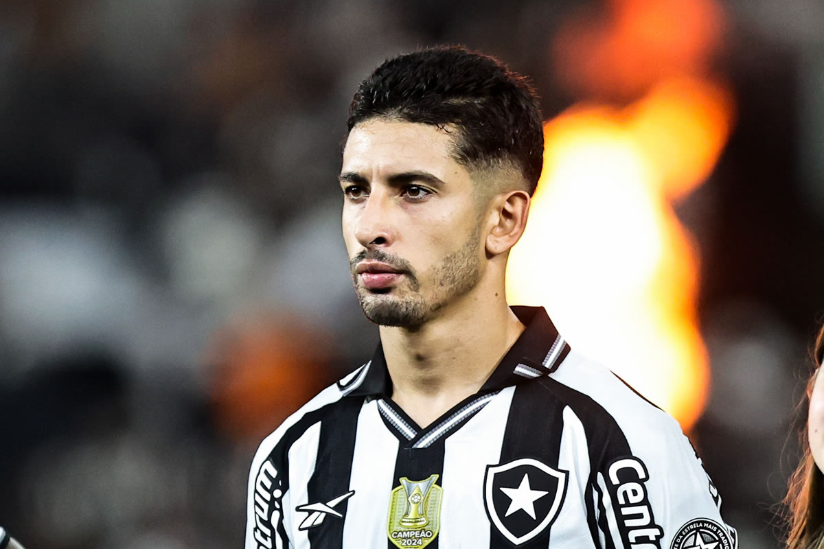 botafogo vasco santi rodriguez fogo