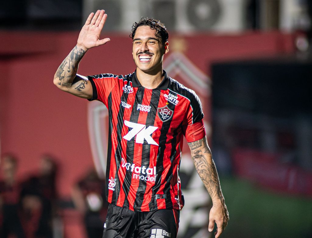 lucas halter vitoria internacional