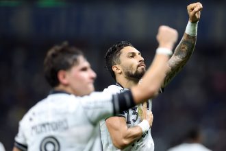 alex telles montoro cruzeiro botafogo