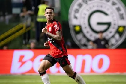 botafogo atletico-go yuri alves 2