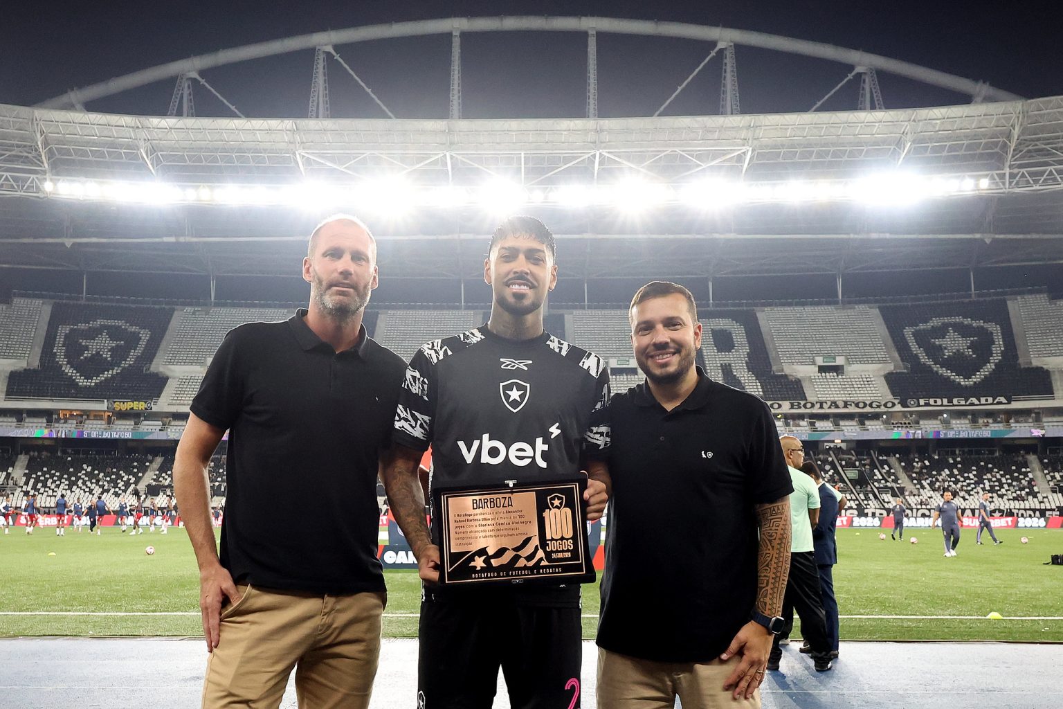 alexander barboza botafogo 100 jogos