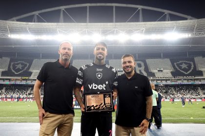 alexander barboza botafogo 100 jogos