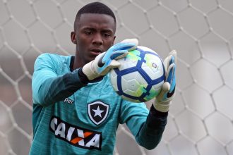 andrew botafogo treino