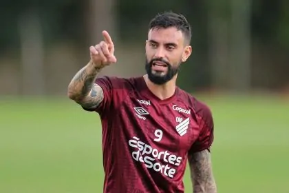 botafogo athletico-pr mastriani