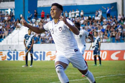 botafogo taubate gol caio valle