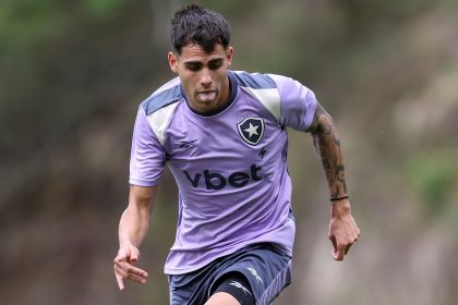 lucas villalba botafogo treino