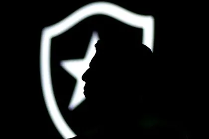 savarino botafogo silhueta