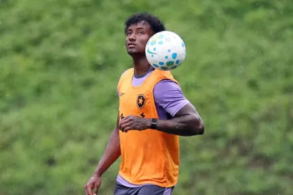 Jhoan Hernandez Botafogo treino