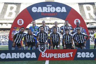 botafogo flamengo time perfilado