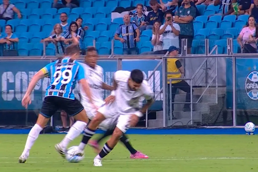 gremio botafogo santi rodriguez lesao