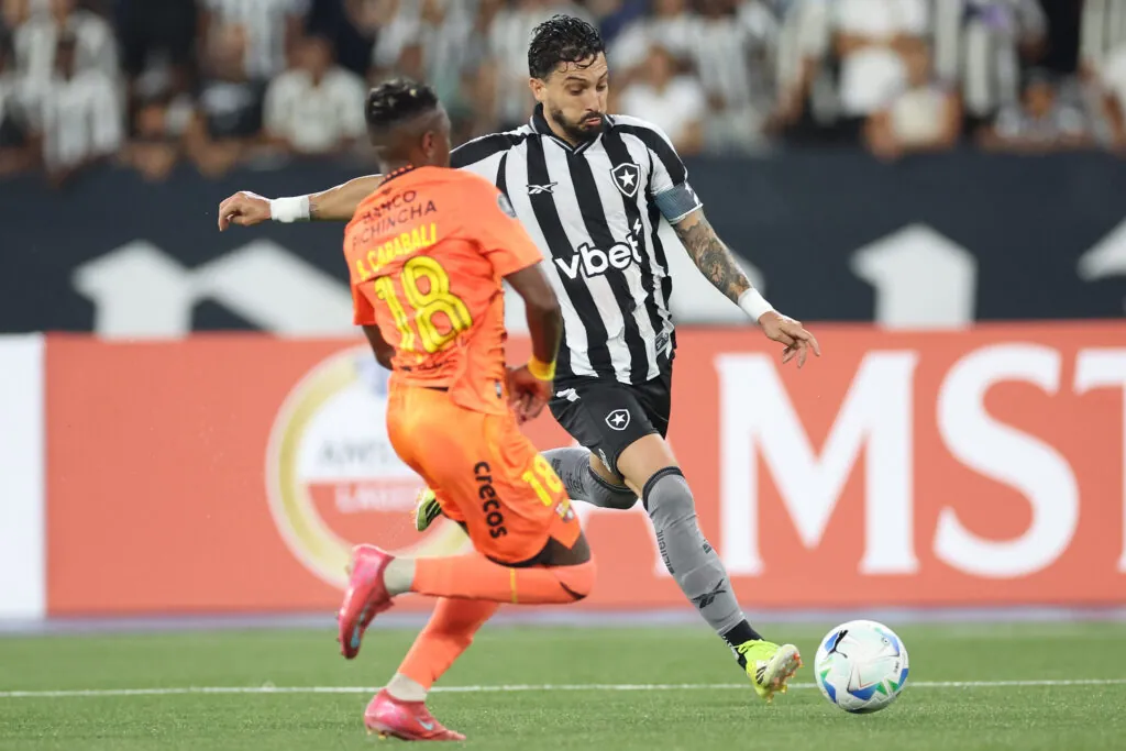 botafogo barcelona alex telles libertadores