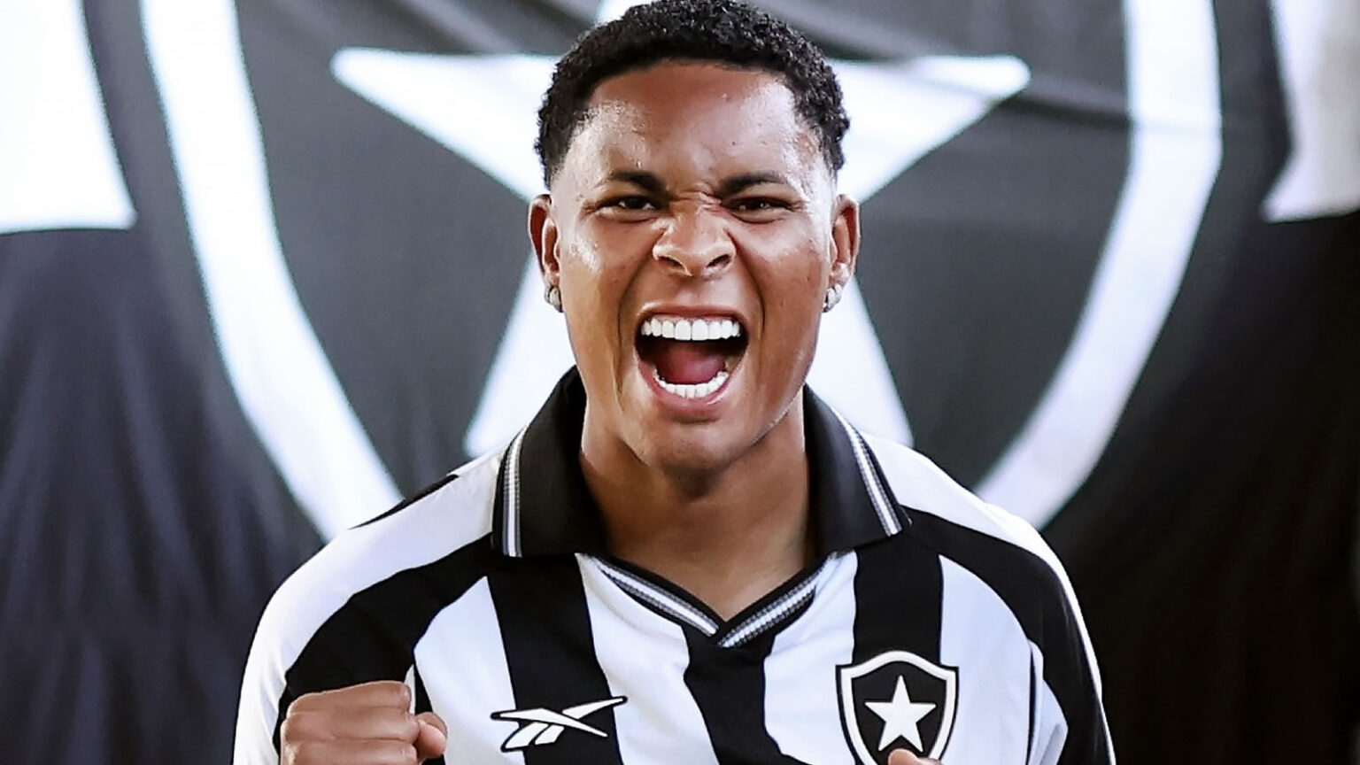 botafogo caio roque anuncio