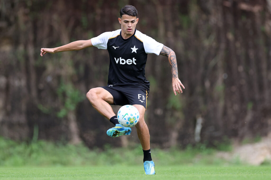 Lucas Emanuel Botafogo treino